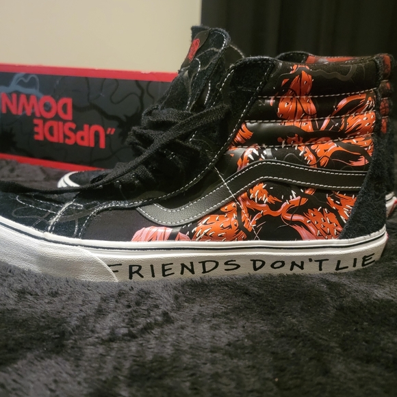 Vans Stranger Things SK8-hi Men's 13 - Picture 1 of 6